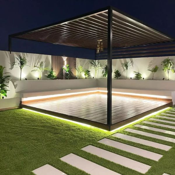 صورة من نحن